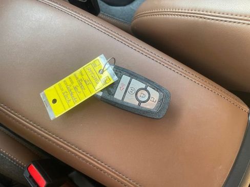 Used 2023 Ford Bronco Sport Outer Banks w/ Tech Package image 13