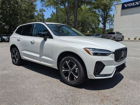 New 2026 Volvo XC60 B5 Core image 2