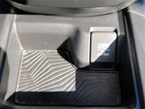 Used 2019 Honda CR-V LX image 27