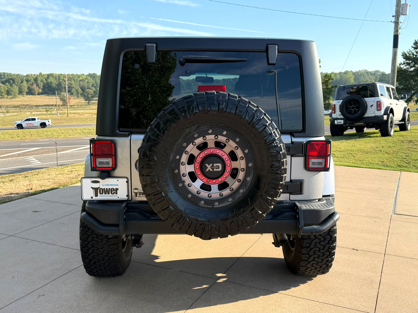 Used 2018 Jeep Wrangler Unlimited Sport AWD/4WD image 5