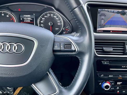 Used 2017 Audi Q5 2.0T Premium image 24