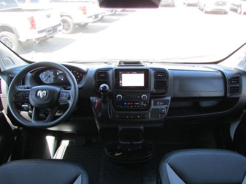 Used 2026 RAM ProMaster 2500 w/ Convenience Group FWD image 18