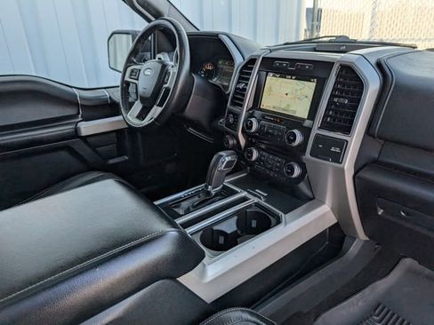 Used 2018 Ford F150 Lariat w/ Equipment Group 502A Luxury image 33