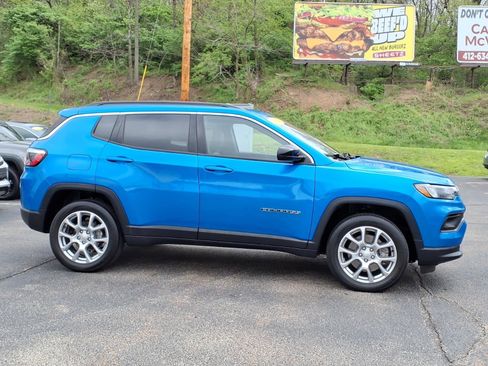 Certified 2023 Jeep Compass Latitude w/ Sun and Sound Group image 5