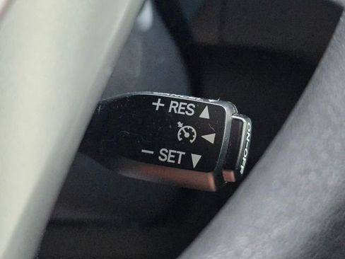 Used 2012 Toyota Prius C Three w/ Preferred Accessory Pkg #1 FWD image 40