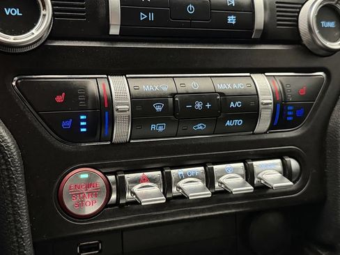 Used 2020 Ford Mustang Premium RWD image 36