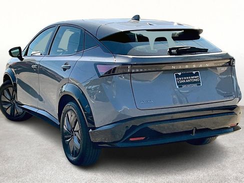 Used 2023 Nissan Ariya AWD image 15