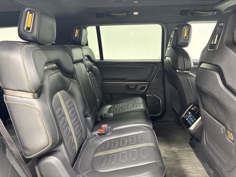 Used 2024 Rivian R1S Adventure AWD/4WD image 23