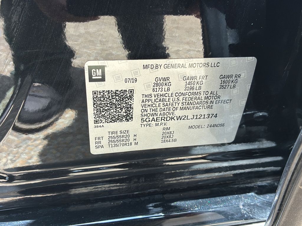 Used 2020 Buick Enclave Avenir w/ Avenir Technology Package FWD image 45