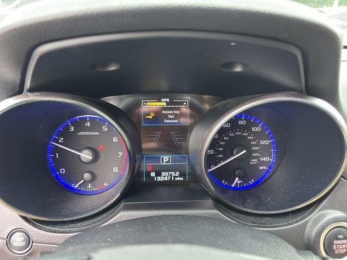 Used 2016 Subaru Legacy 2.5i Limited AWD/4WD image 8