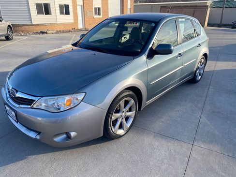 Used 2009 Subaru Impreza Outback Sport image 2