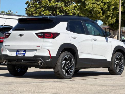 New 2026 Chevrolet TrailBlazer RS w/ Convenience Package FWD image 6