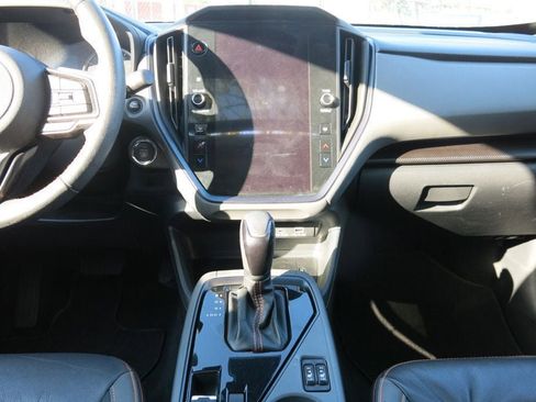 Used 2024 Subaru Crosstrek 2.5i Limited AWD/4WD image 22
