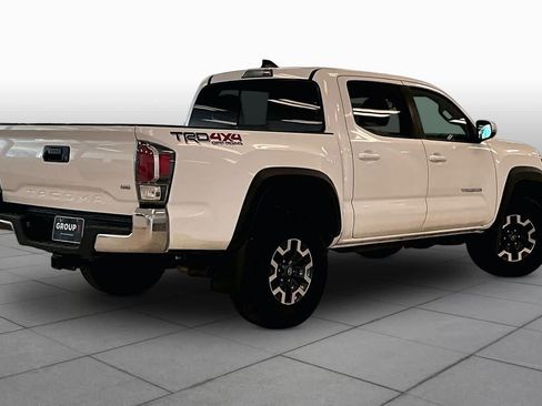 Used 2023 Toyota Tacoma TRD Off-Road AWD/4WD image 12