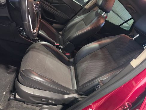 Used 2019 Buick Encore Preferred FWD image 6