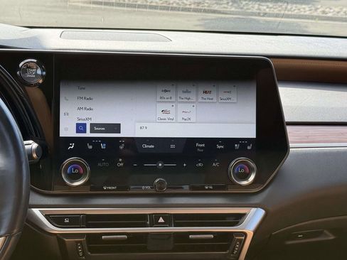 Used 2023 Lexus RX 350 Premium Plus w/ Cold Area Package FWD image 10