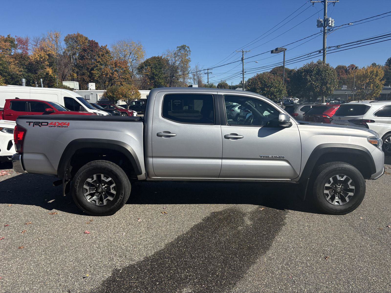 Used 2016 Toyota Tacoma TRD Off-Road w/ Towing Package AWD/4WD image 8