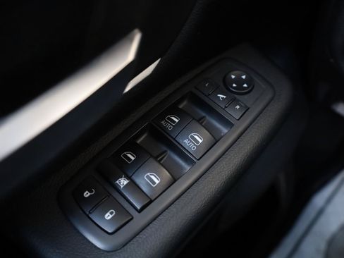 Used 2020 RAM 1500 Big Horn AWD/4WD image 34