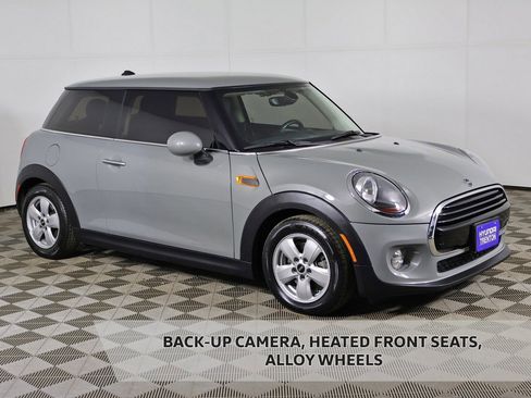 Used 2019 MINI Cooper Hardtop image 1