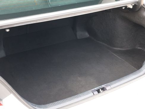 Used 2024 Toyota Camry LE image 31