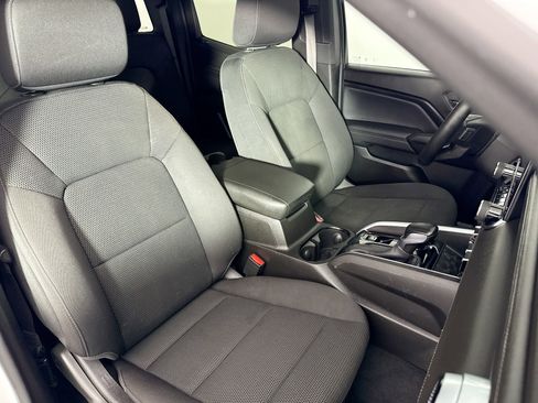 Used 2023 Chevrolet Colorado LT image 29