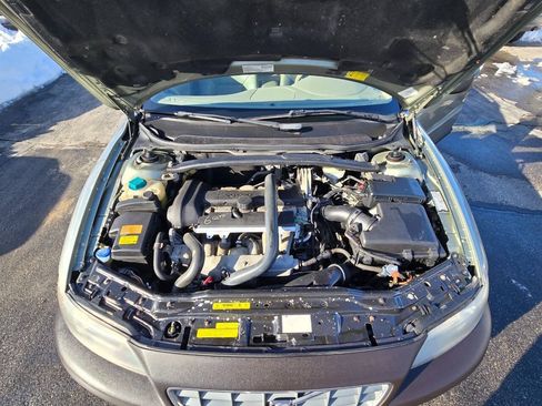 Used 2006 Volvo XC70 AWD/4WD image 17