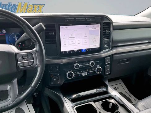 Used 2023 Ford F250 Lariat w/ Sport Appearance Package AWD/4WD image 13