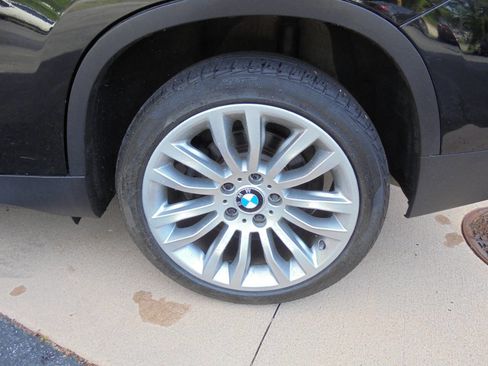 Used 2013 BMW X1 xDrive28i w/ Ultimate Pkg AWD/4WD image 30