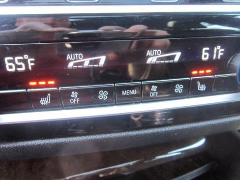 Used 2019 BMW 530i xDrive w/ M Sport Package AWD/4WD image 19