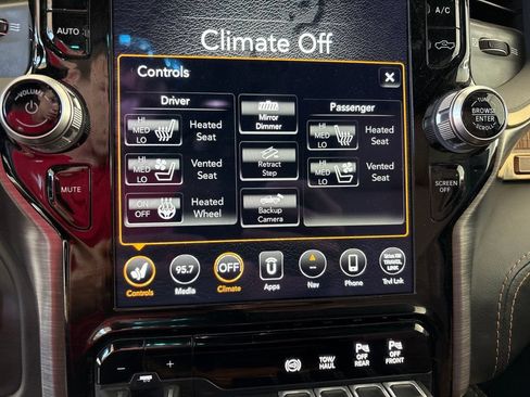 Used 2020 RAM 3500 Limited AWD/4WD image 44