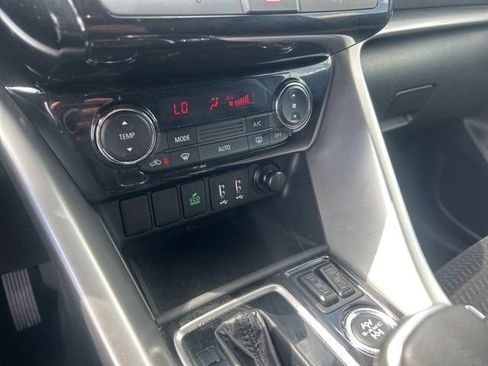 Used 2024 Mitsubishi Eclipse Cross Black Edition image 23