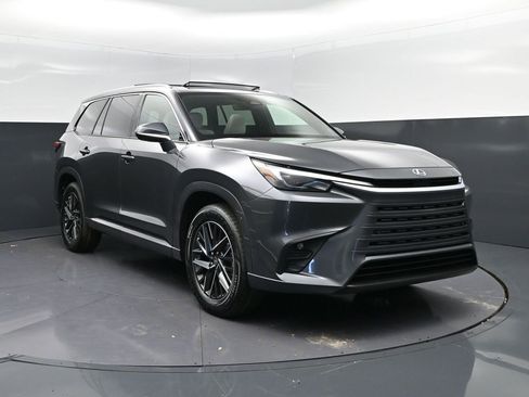 New 2026 Lexus TX 350 AWD image 9