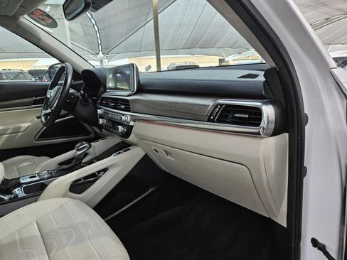 Used 2021 Kia Telluride SX w/ SX Prestige Package image 20