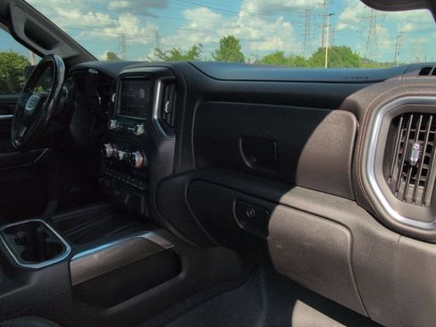 Used 2020 GMC Sierra 1500 AT4 w/ AT4 Premium Package AWD/4WD image 32