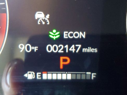 Certified 2026 Honda HR-V LX image 24