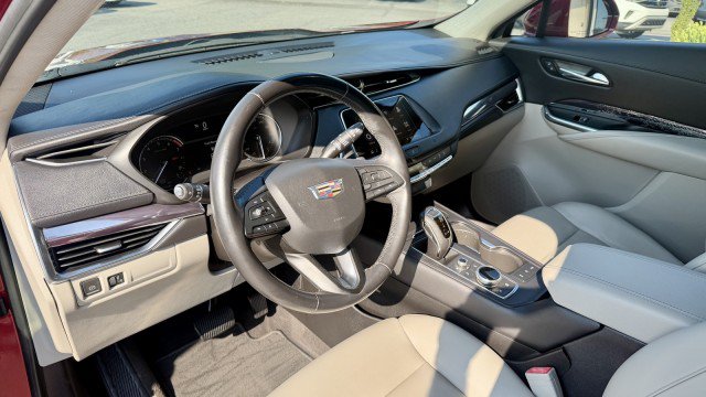 Used 2019 Cadillac XT4 Luxury FWD image 6