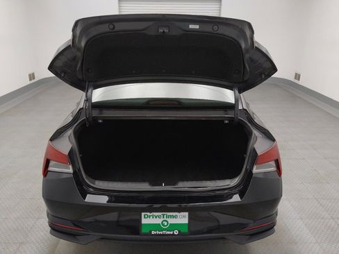 Used 2022 Hyundai Elantra SEL w/ Convenience Package FWD image 29