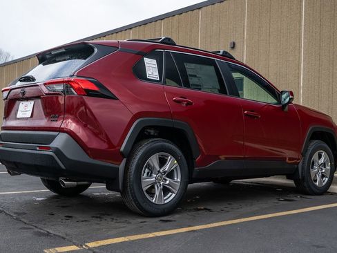 New 2025 Toyota RAV4 XLE w/ Convenience Package image 7