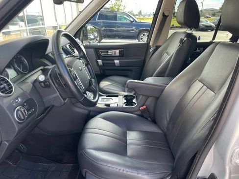 Used 2015 Land Rover LR4 HSE AWD/4WD image 26