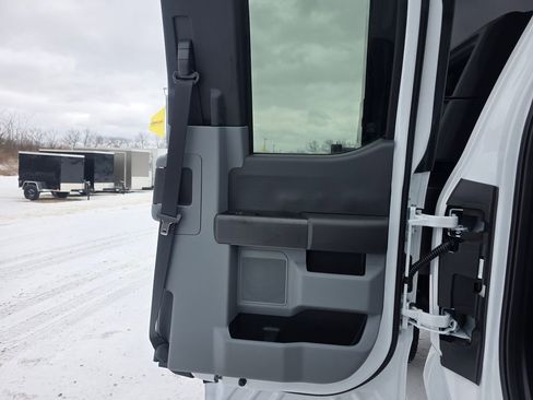 New 2026 Ford F350 XL w/ XL Chrome Package image 36