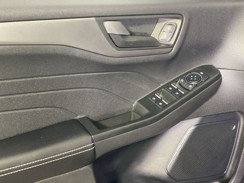 Used 2025 Ford Escape Active image 28