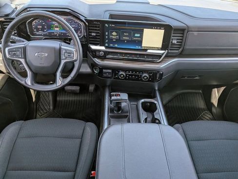 Used 2023 Chevrolet Silverado 1500 LT Trail Boss AWD/4WD image 15