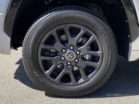 Used 2023 Toyota Tundra Platinum image 14