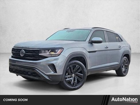 Used 2022 Volkswagen Atlas Cross Sport SE image 1