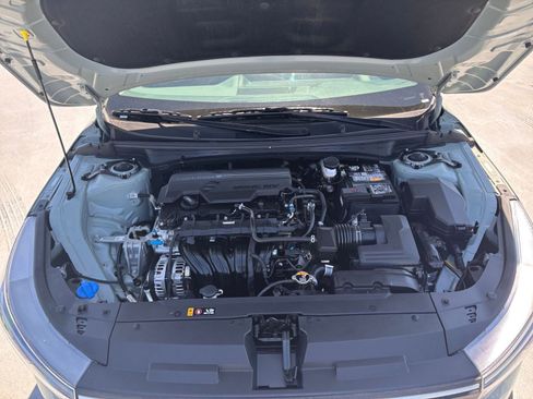 Used 2025 Kia K4 FWD image 31