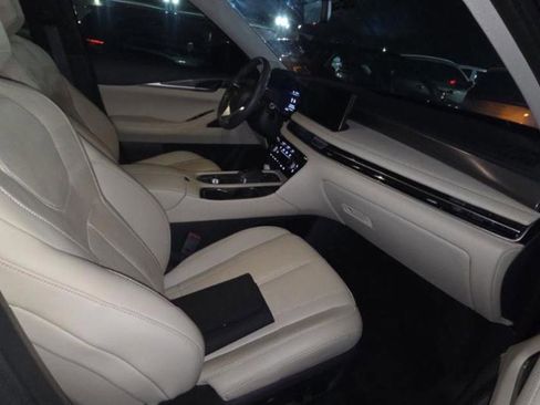 Certified 2023 INFINITI QX60 Luxe w/ Vision Package image 10