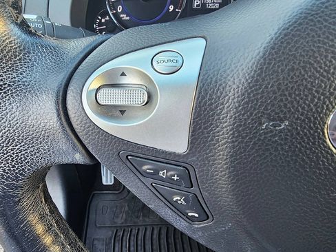 Used 2017 INFINITI QX70 2WD image 17