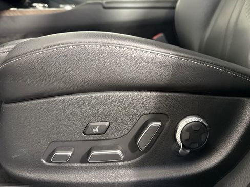 Used 2024 Genesis G80 image 20