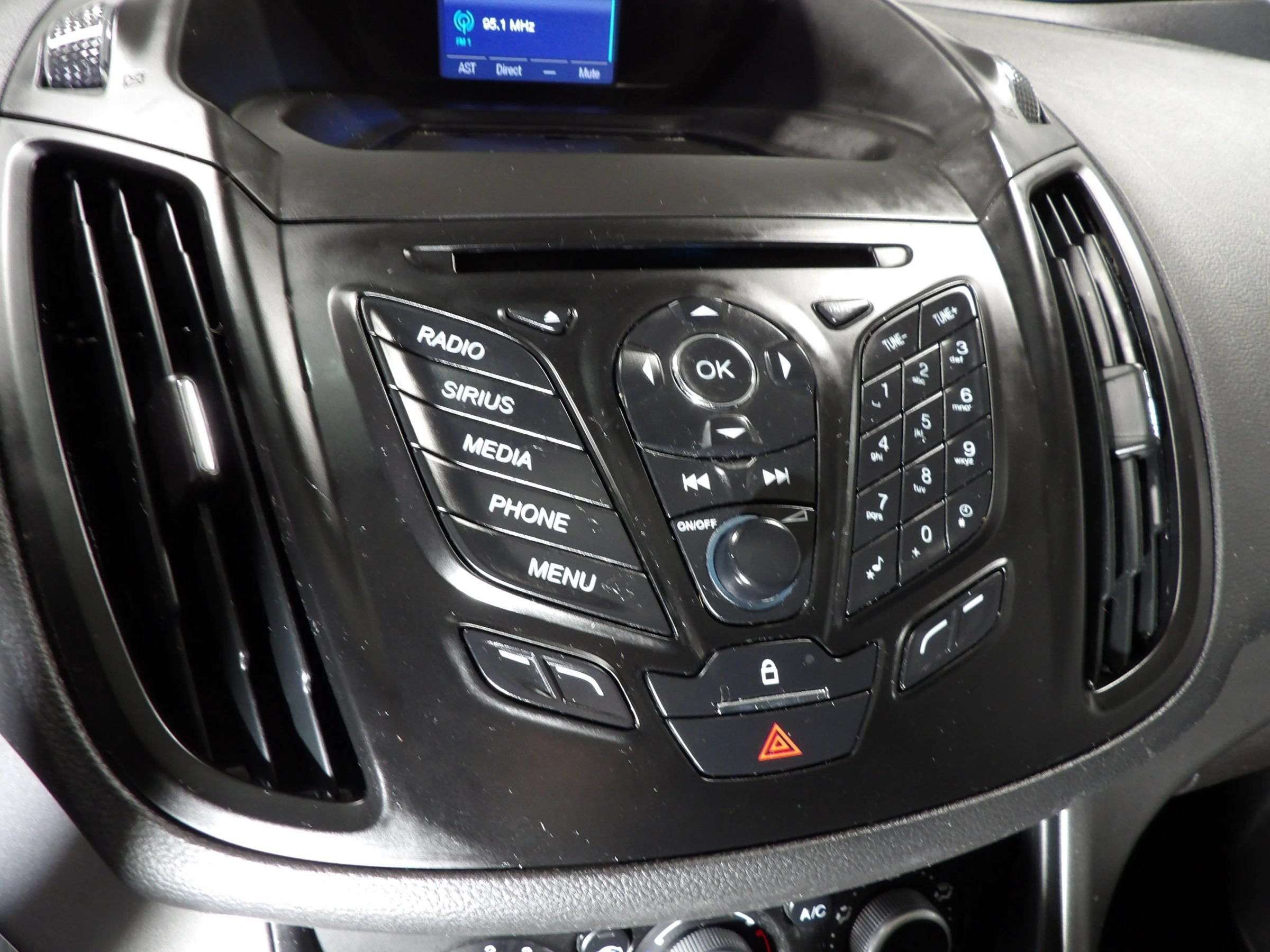 Used 2014 Ford Escape SE AWD/4WD image 14