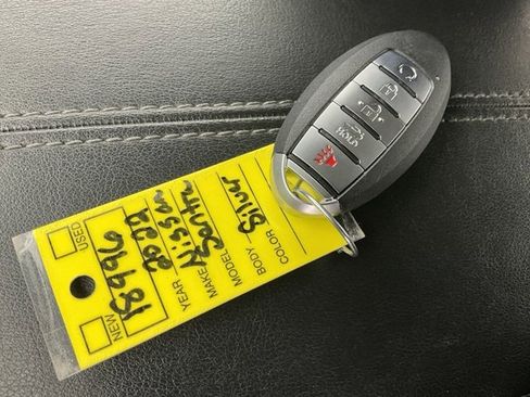 Used 2022 Nissan Sentra SV image 28